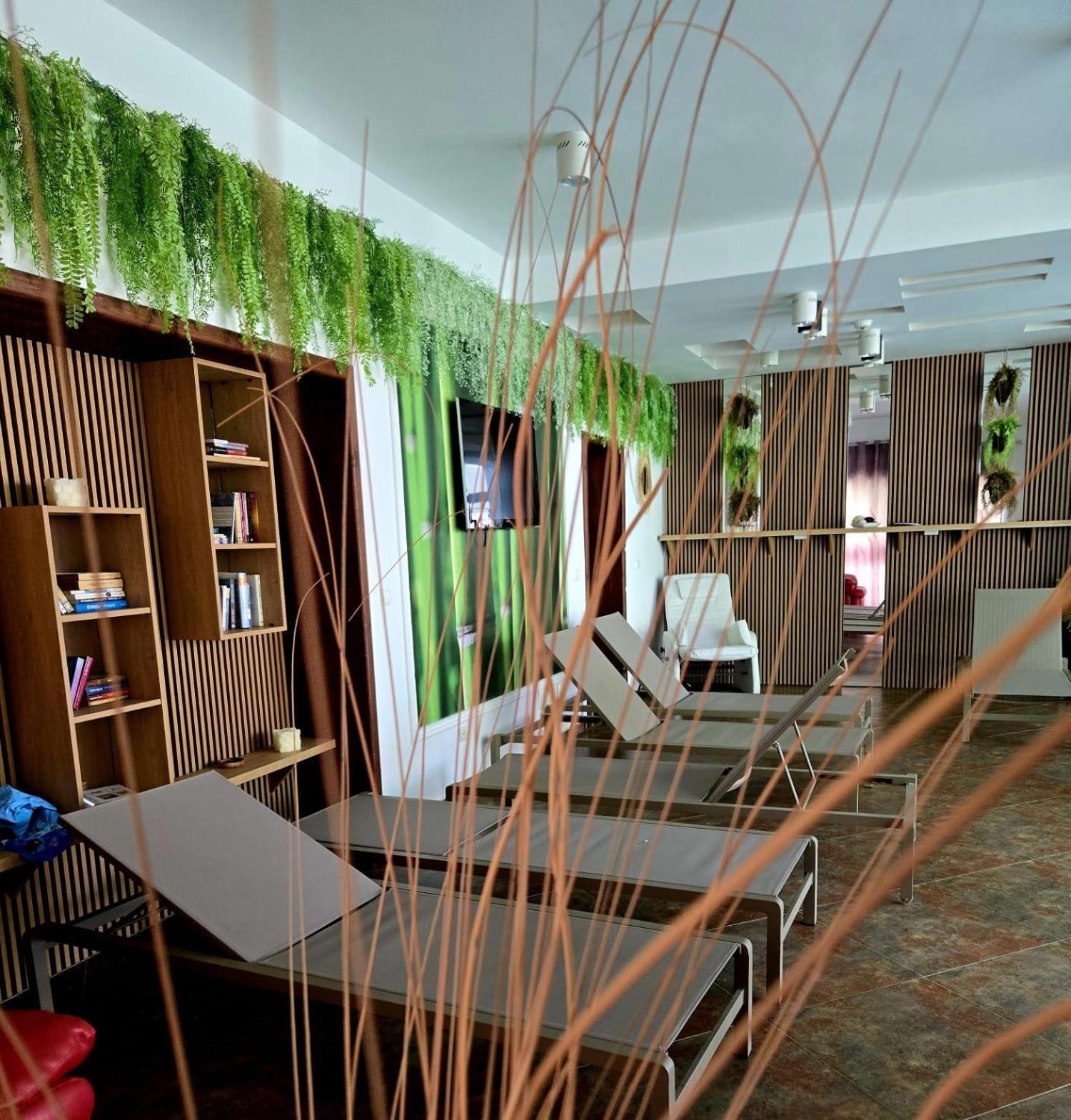 Steaua Apelor Family Resort Nufaru Exterior photo